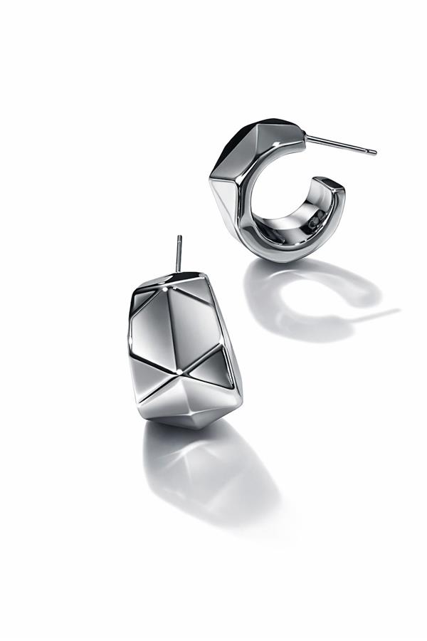 Daphe Geometrik Formlu Silver Mini Küpe