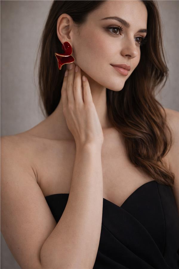 Reddy Bordo ve Altın Kıvrımlı Küpe